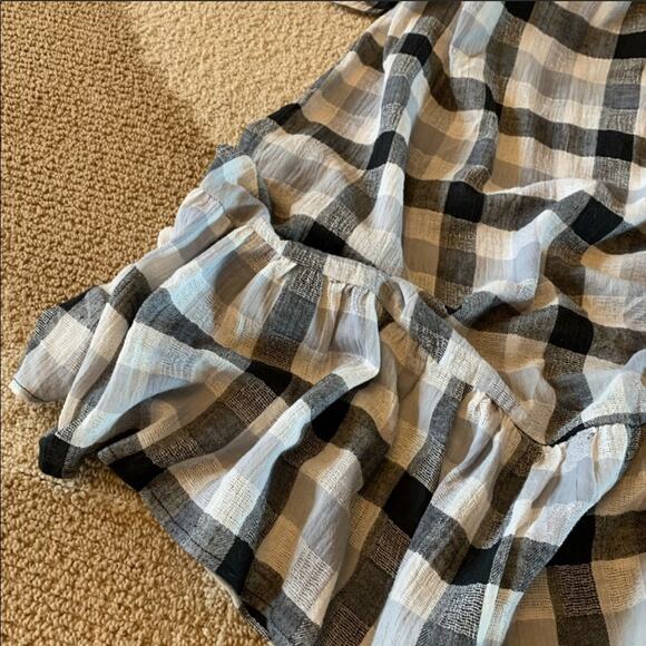 Love In Buffalo Check Off the Shoulder Dress Size Small - Picture 7 of 8